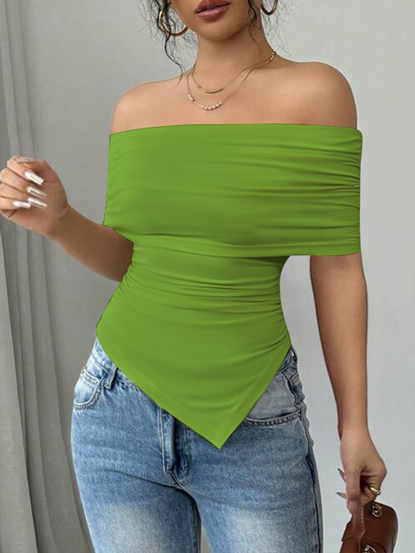 c54e1800810f44e7923fbea26d340c1c-Max